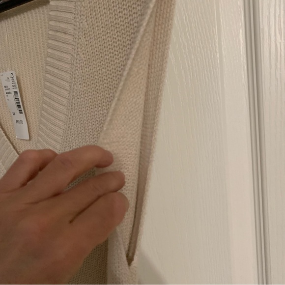 NWT V-Neck maxi belted sweater dress - Picture 4 of 10